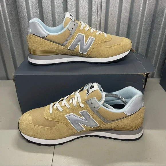 New Balance 574 Mustard U574PGW Men’s Shoes NEW - Picture 2 of 5